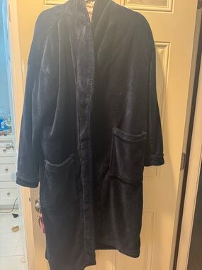 croft & barrow Navy Plush Bathrobe with Hood